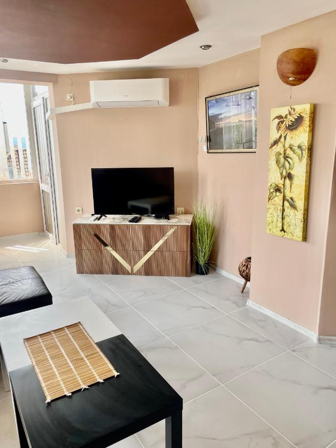 Sea View / Sea Garden Maisonette Varna Exterior photo